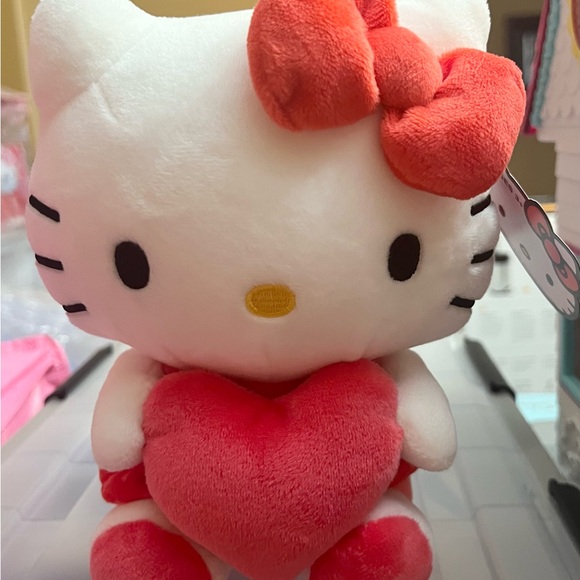 Hello Kitty Plush - Picture 1 of 5